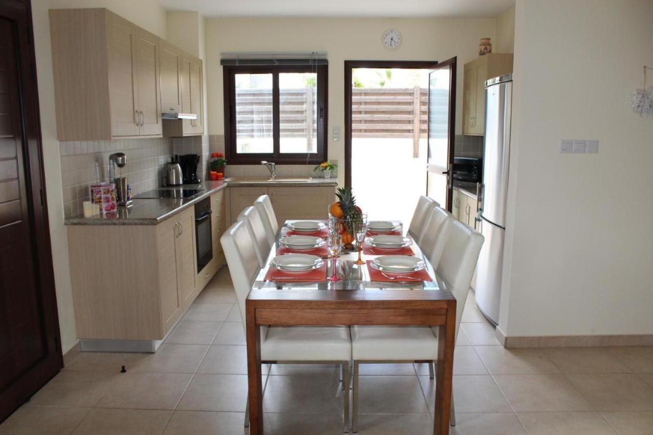 Unique Beach Luxurious Villas Ayia Napa Exterior foto
