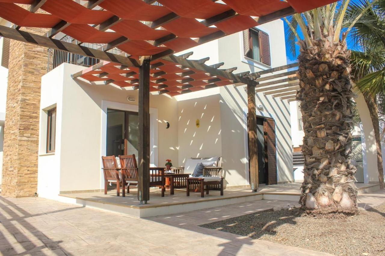 Unique Beach Luxurious Villas Ayia Napa Exterior foto