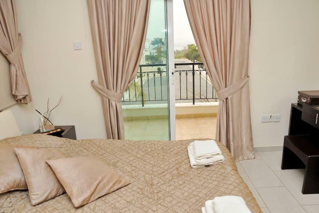 Unique Beach Luxurious Villas Ayia Napa Exterior foto