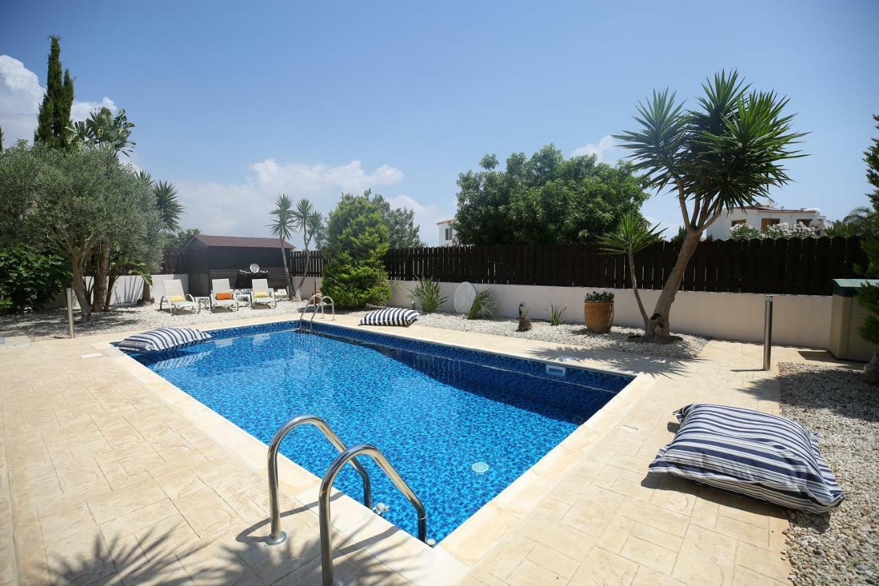 Unique Beach Luxurious Villas Ayia Napa Exterior foto